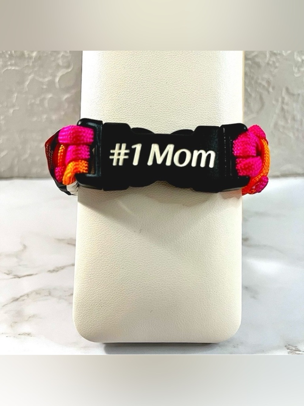 #1 Mom Paracord Bracelet